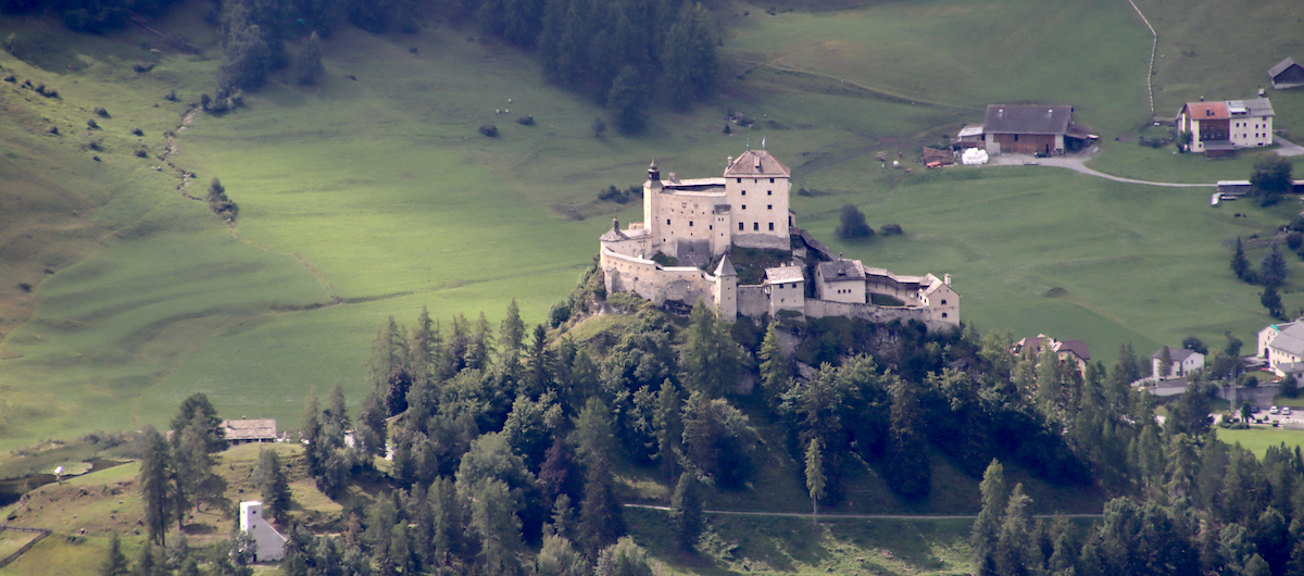 schloss tarasp